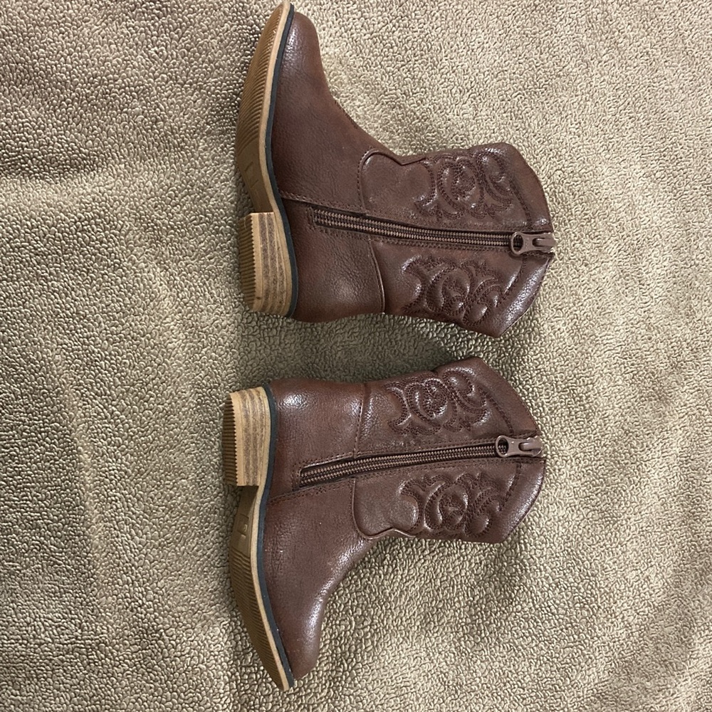 Cat & Jack Kids' Brown Western Boots